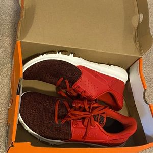NWT Nike sneakers